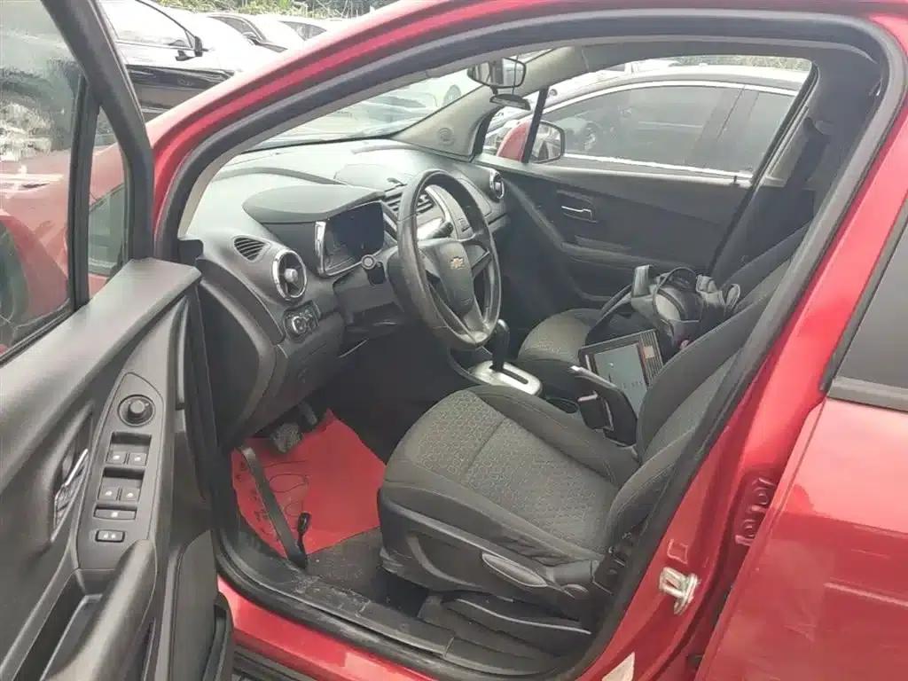Chevrolet Trax 2014 1.4T Automatic 2WD Comfort Model — миниатюра 15