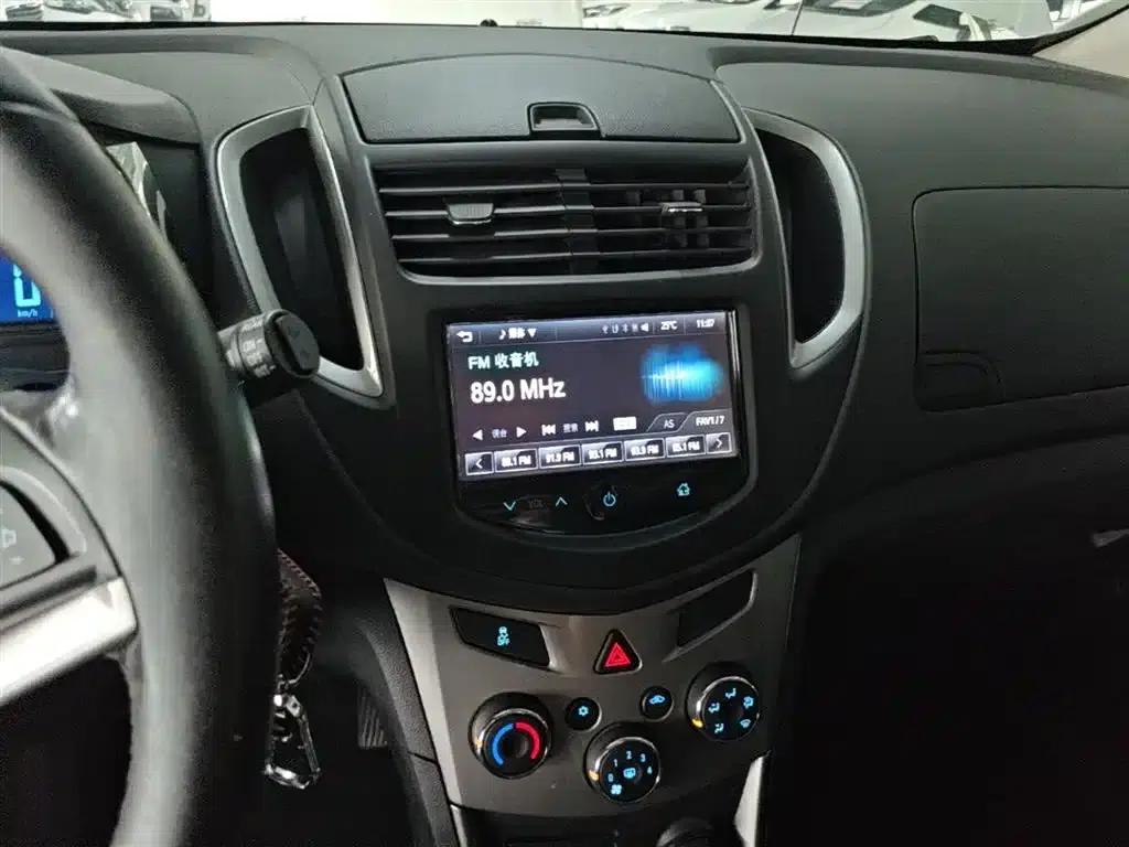 Chevrolet Trax 2016 1.4T Automatic 2WD Luxury — миниатюра 13