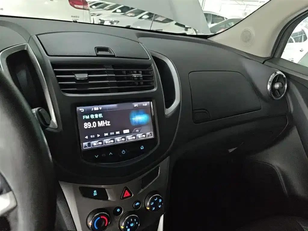 Chevrolet Trax 2016 1.4T Automatic 2WD Luxury — миниатюра 10