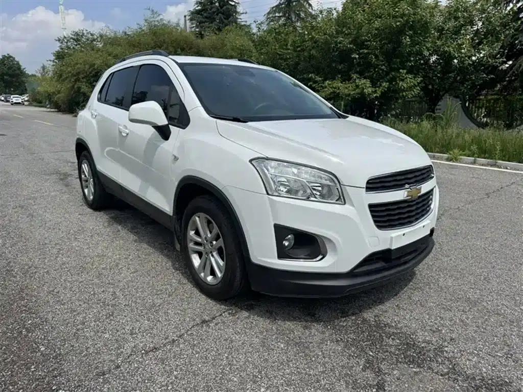 Chevrolet Trax 2016 1.4T Automatic 2WD Comfort Sunroof Edition — миниатюра 3