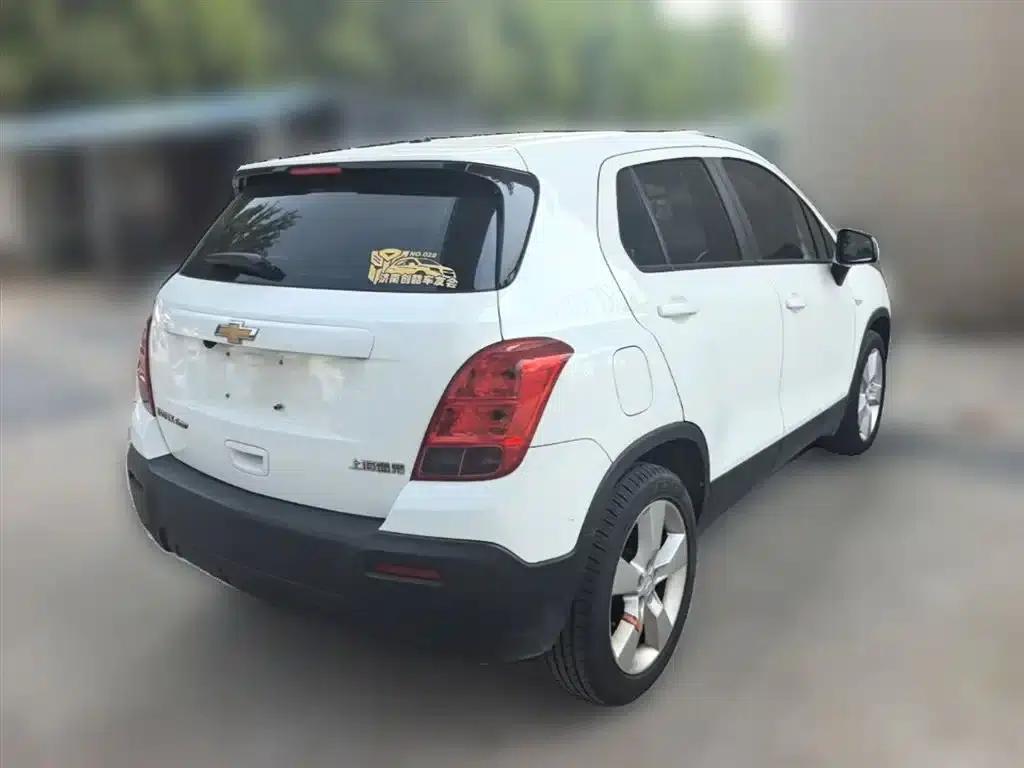 Chevrolet Trax 2014 1.4T Manual 2WD Comfort Model — миниатюра 12