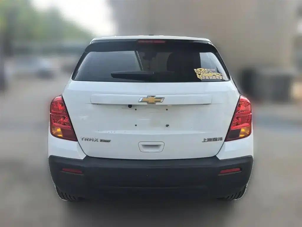 Chevrolet Trax 2014 1.4T Manual 2WD Comfort Model — миниатюра 10