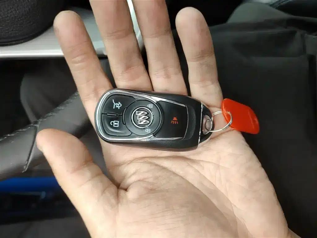 Chevrolet Trax 2014 1.4T Automatic 2WD Luxury — миниатюра 11