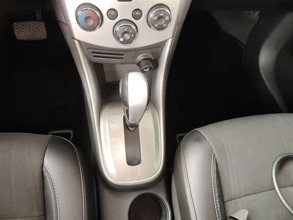 Chevrolet Trax 2014 1.4T Automatic 2WD Luxury — миниатюра 6