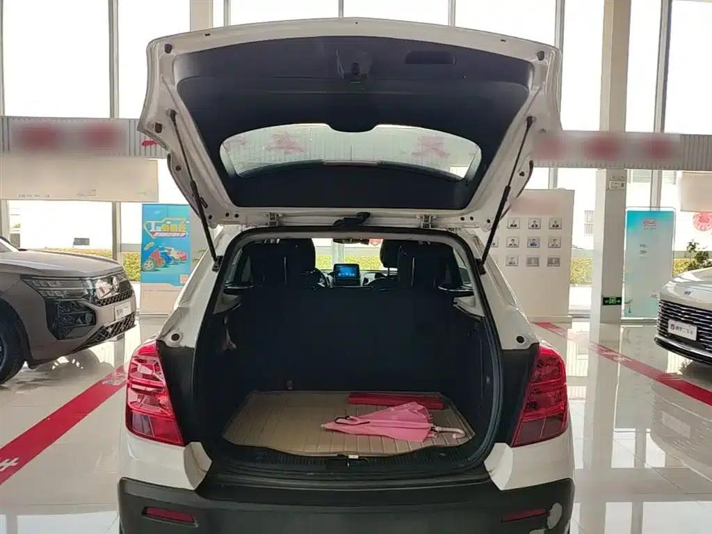 Chevrolet Trax 2014 1.4T Automatic 2WD Comfort Model — миниатюра 19
