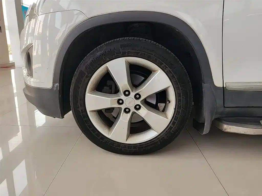 Chevrolet Trax 2014 1.4T Automatic 2WD Comfort Model — миниатюра 23