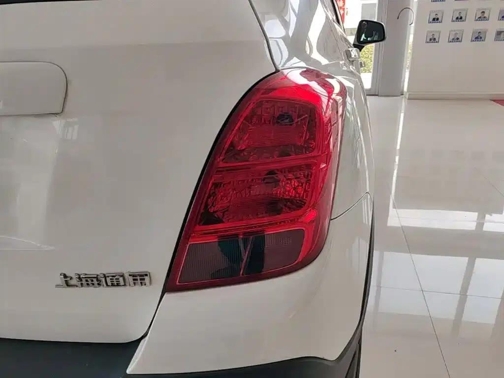 Chevrolet Trax 2014 1.4T Automatic 2WD Comfort Model — миниатюра 8