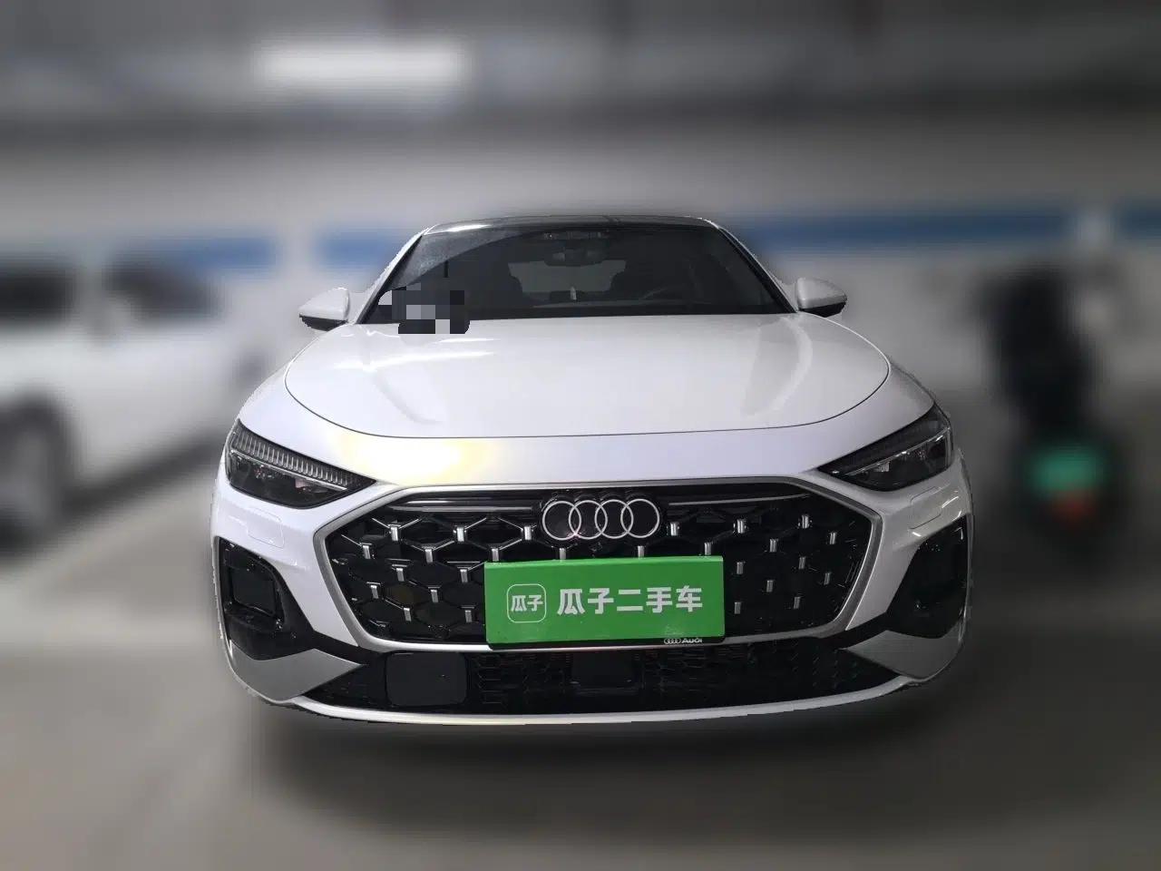 Audi A5L 2026 2.0T Navigation Edition — миниатюра 2
