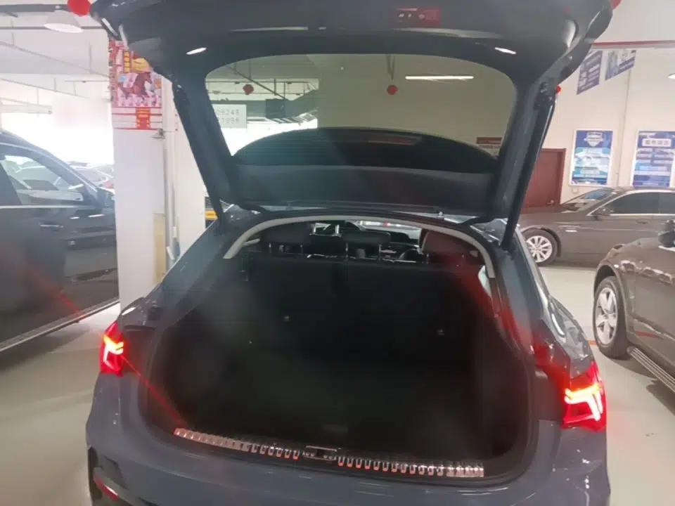 Audi Q3 Sportback 2023 40 TFSI RS Edition Performance Model — миниатюра 21