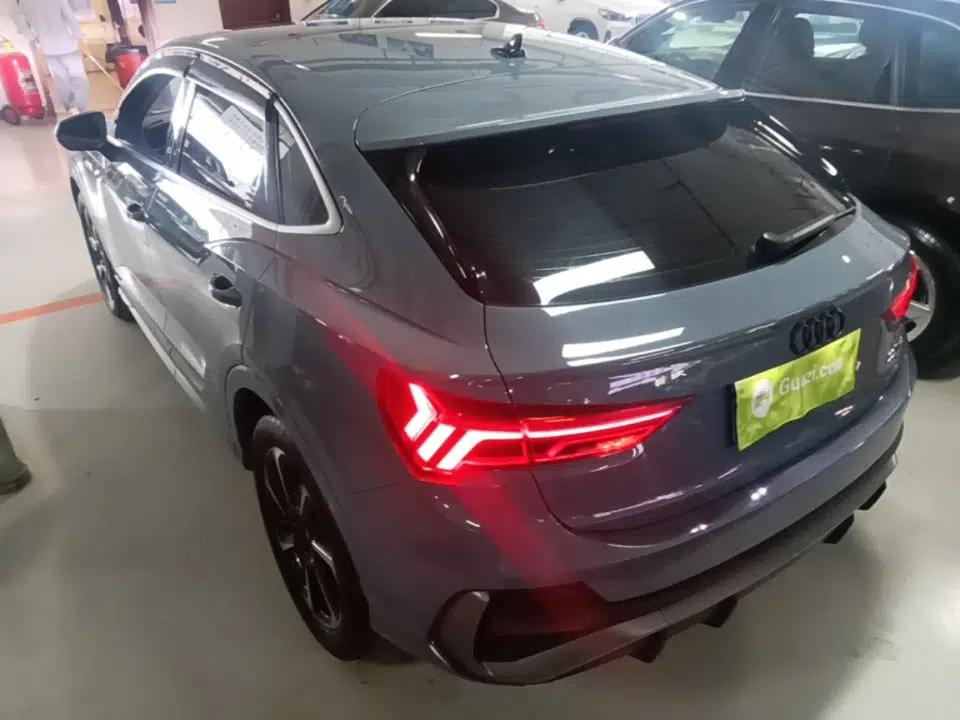 Audi Q3 Sportback 2023 40 TFSI RS Edition Performance Model — миниатюра 7