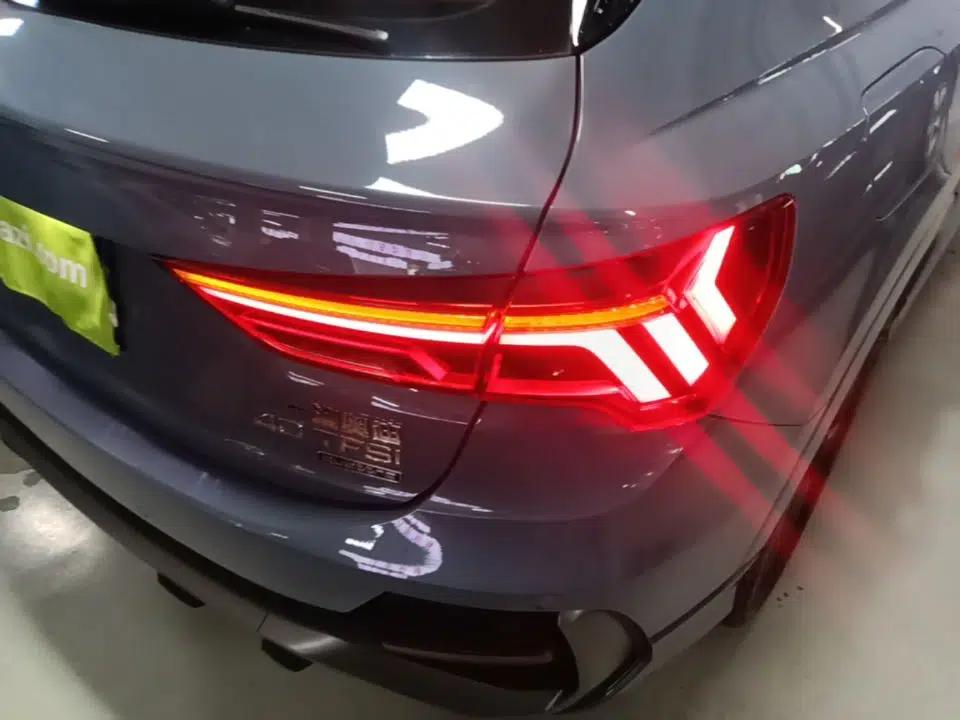 Audi Q3 Sportback 2023 40 TFSI RS Edition Performance Model — миниатюра 8