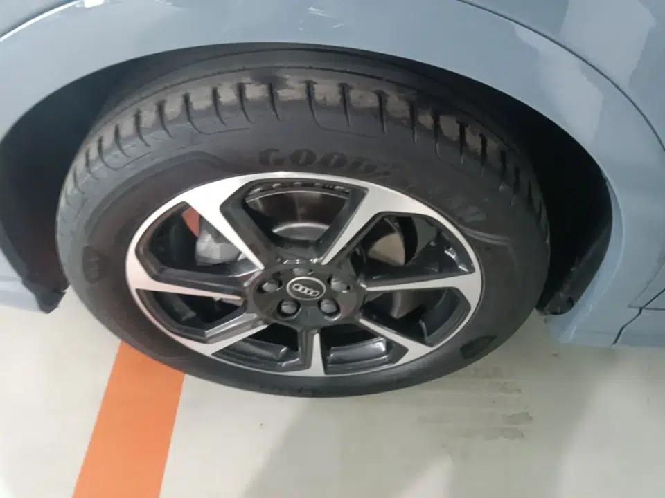 Audi Q3 Sportback 2023 40 TFSI RS Edition Performance Model — миниатюра 9