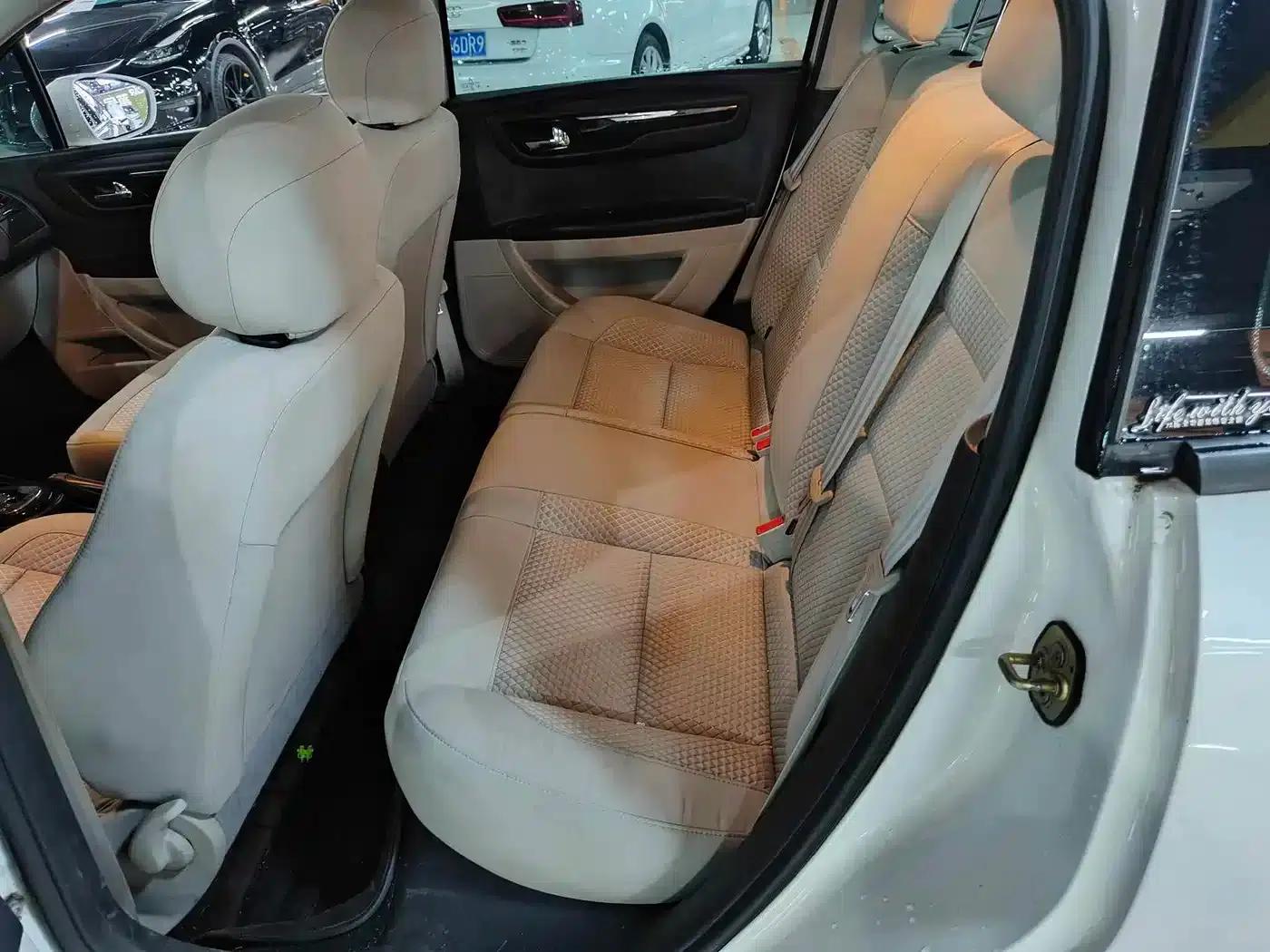 Sega 2014 VTS Edition 1.6L Automatic Premium Model — миниатюра 3
