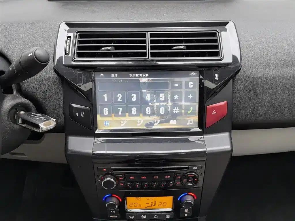 Citroën C4 2013 Sedan 1.6L Automatic Premium Edition — миниатюра 12