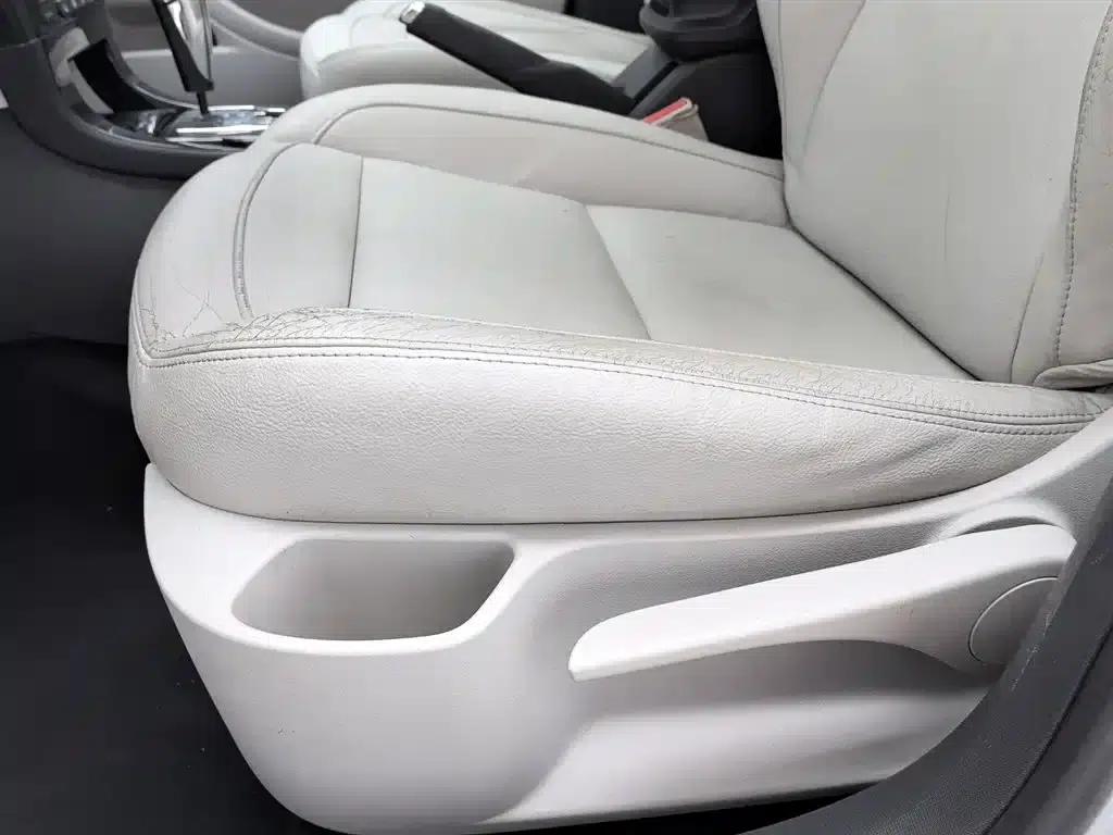 Citroën C4 2013 Sedan 1.6L Automatic Premium Edition — миниатюра 20