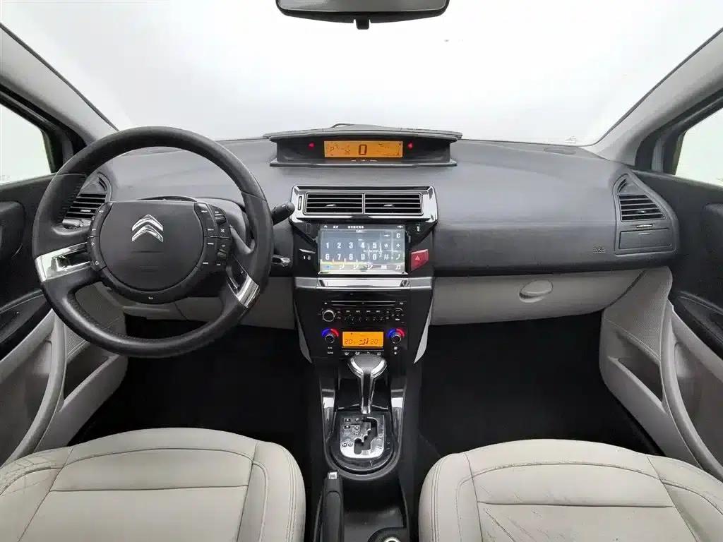 Citroën C4 2013 Sedan 1.6L Automatic Premium Edition — миниатюра 5
