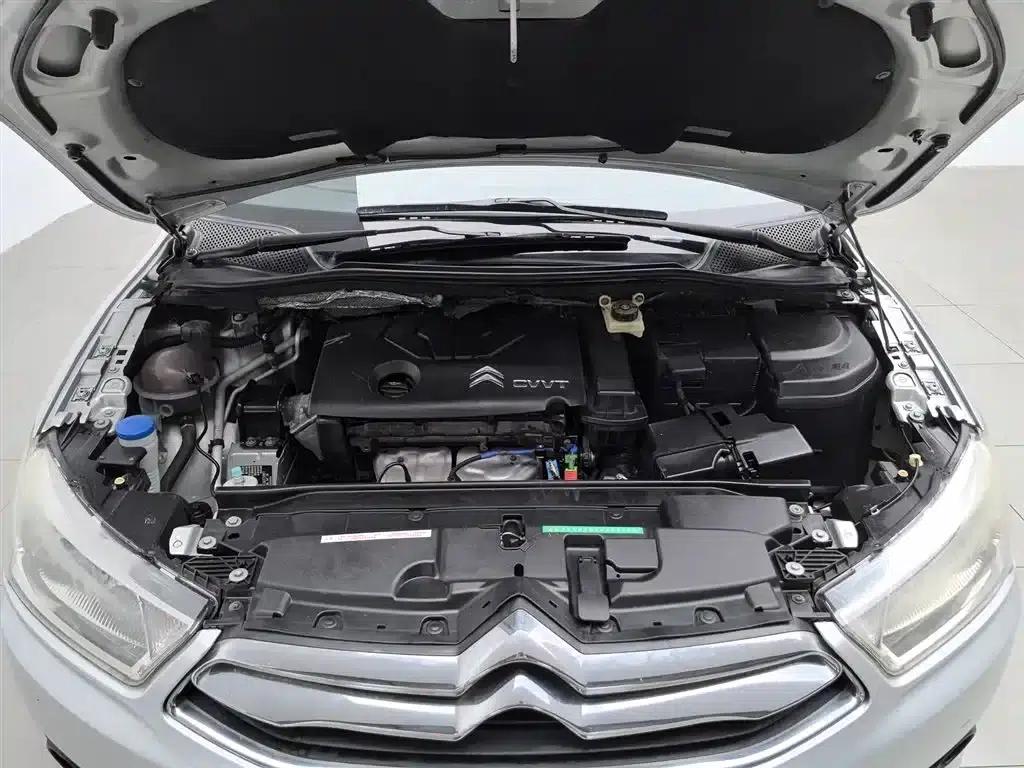 Citroën C4 2013 Sedan 1.6L Automatic Premium Edition — миниатюра 6