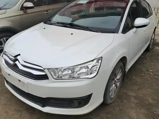 Citroën C4 2016 Classic Sedan 1.6L Manual Premium Edition
