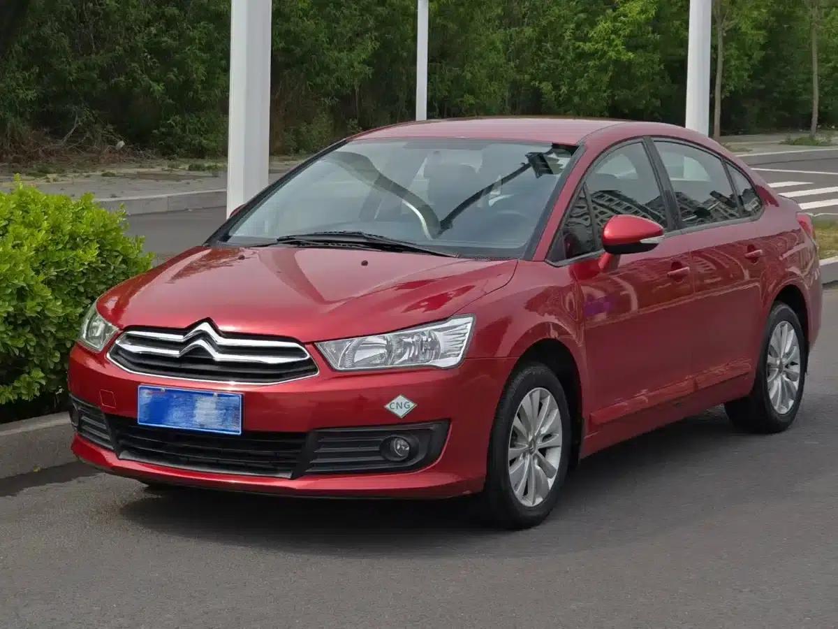 Citroën C4 2013 Sedan 1.6L Manual Premium Edition — миниатюра 1