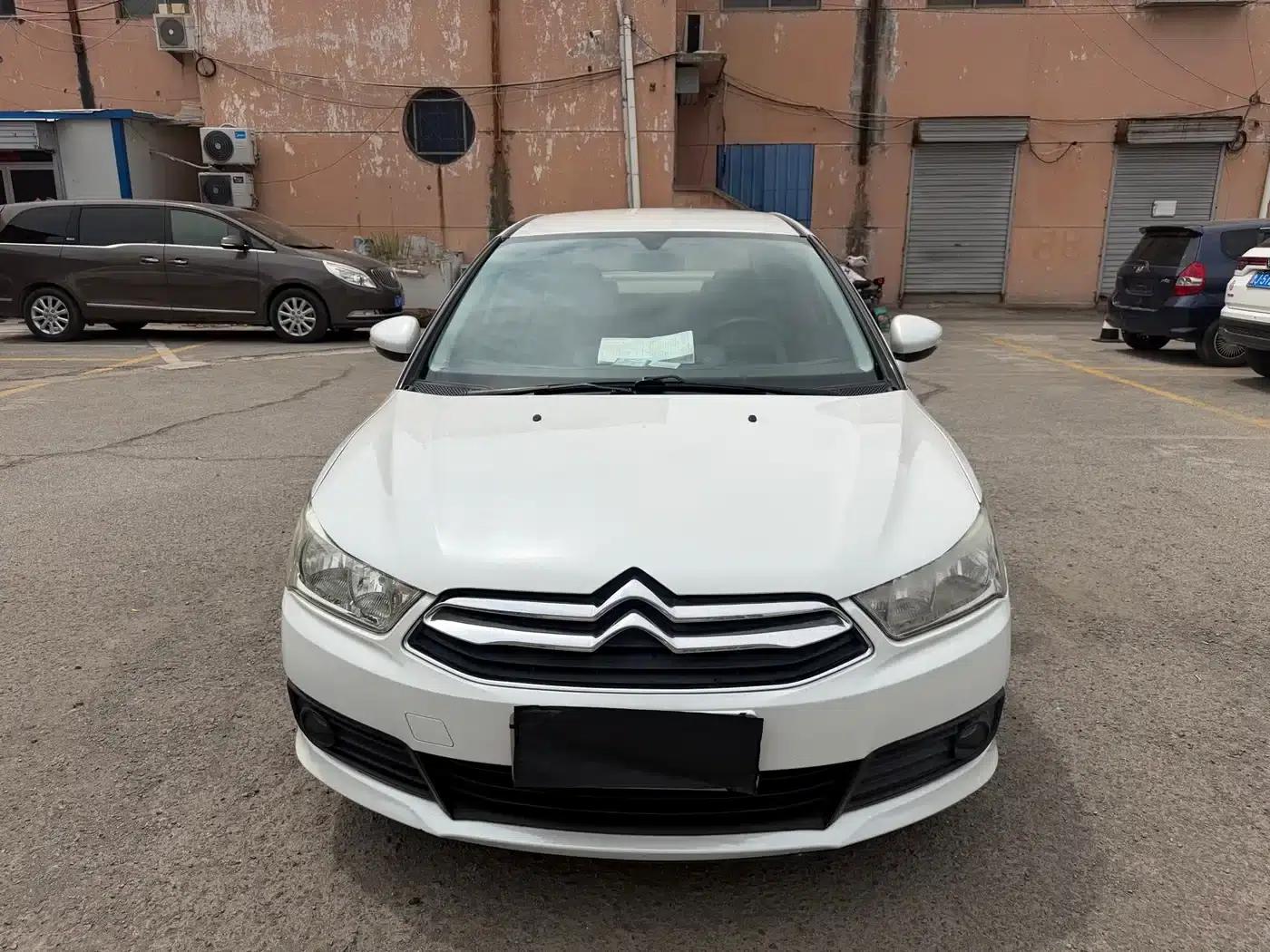 Sega 2014 VTS Edition 1.6L Automatic Premium Model — миниатюра 2