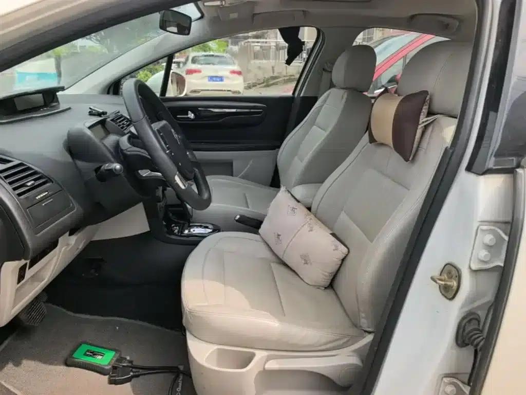 Citroën C4 2013 Sedan 1.6L Automatic Premium Edition — миниатюра 15