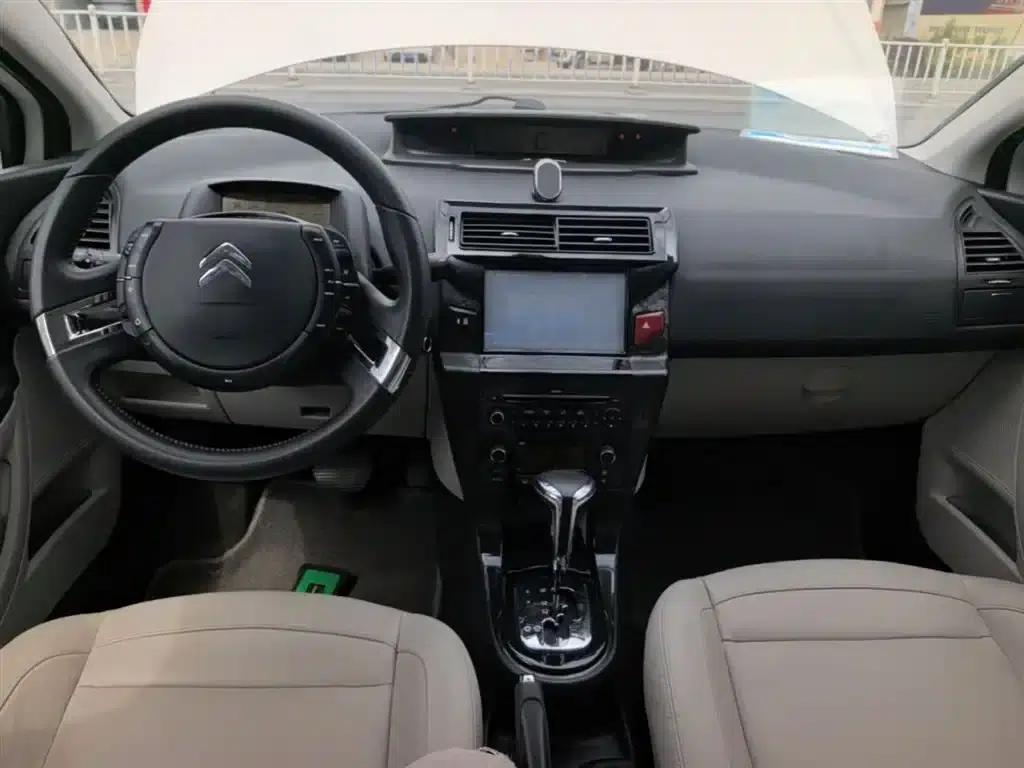 Citroën C4 2013 Sedan 1.6L Automatic Premium Edition — миниатюра 10