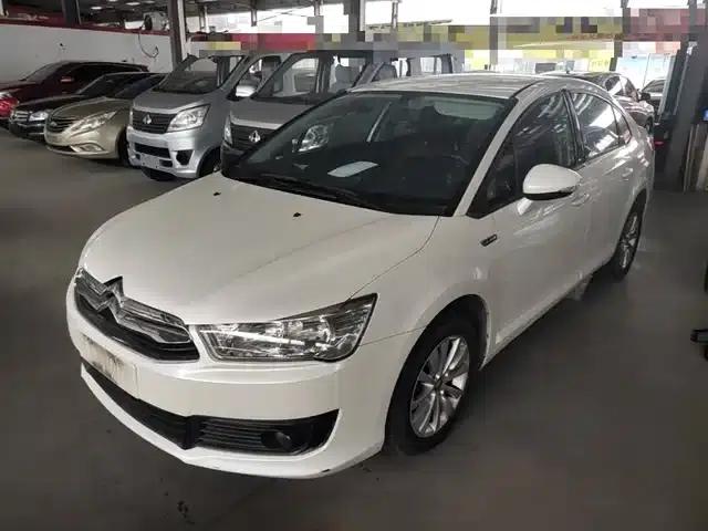Citroën C4 2016 Classic Sedan 1.6L Manual Premium Edition
