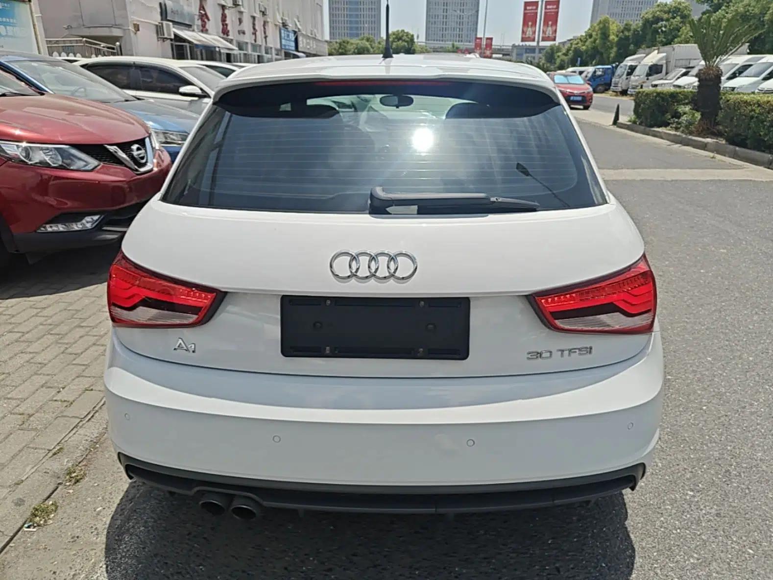 Audi A1 2016 30 TFSI Sportback S Line Sports Edition — миниатюра 5