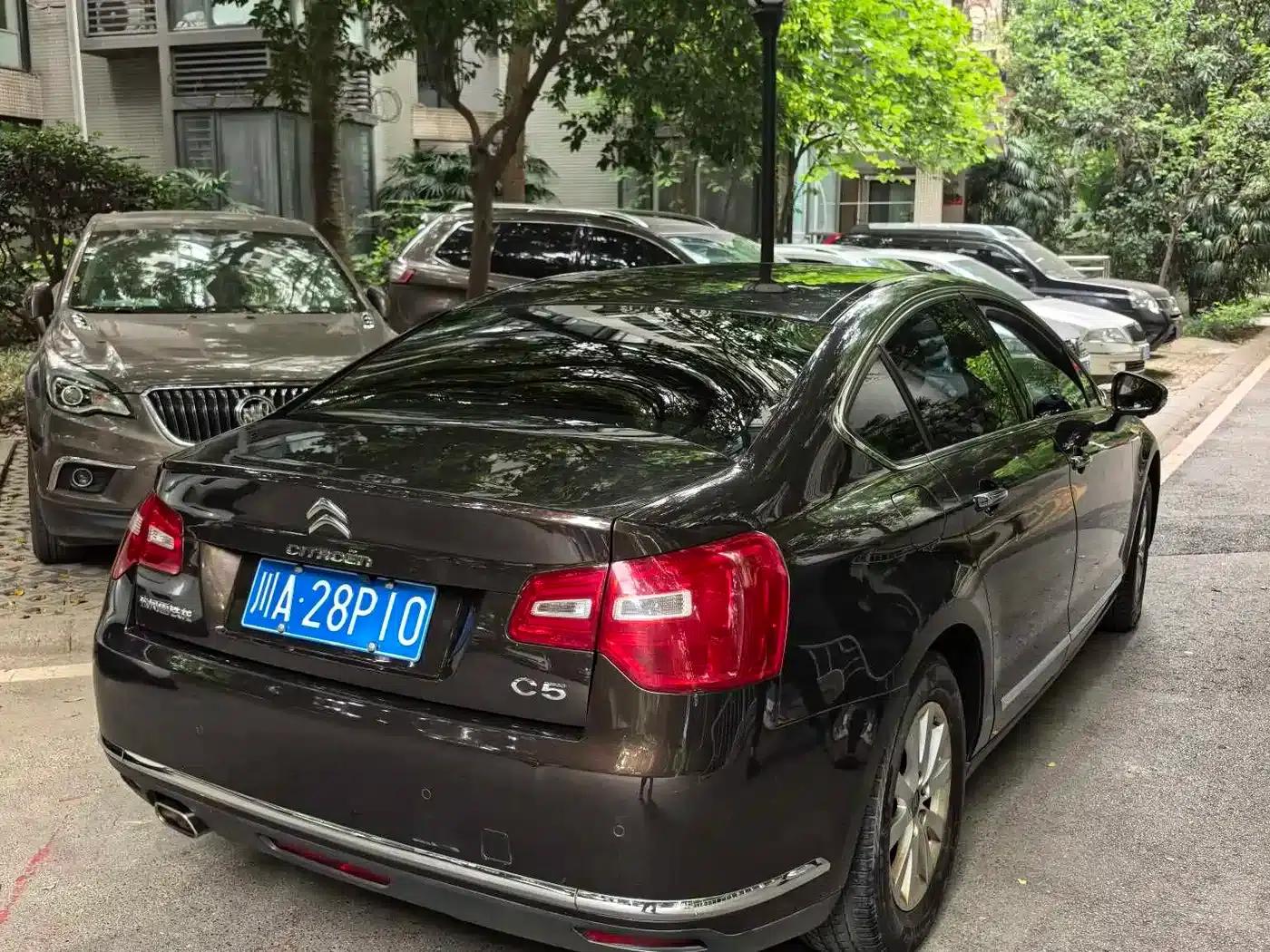Citroën C5 2013 2.0L Automatic Premium Edition — миниатюра 8