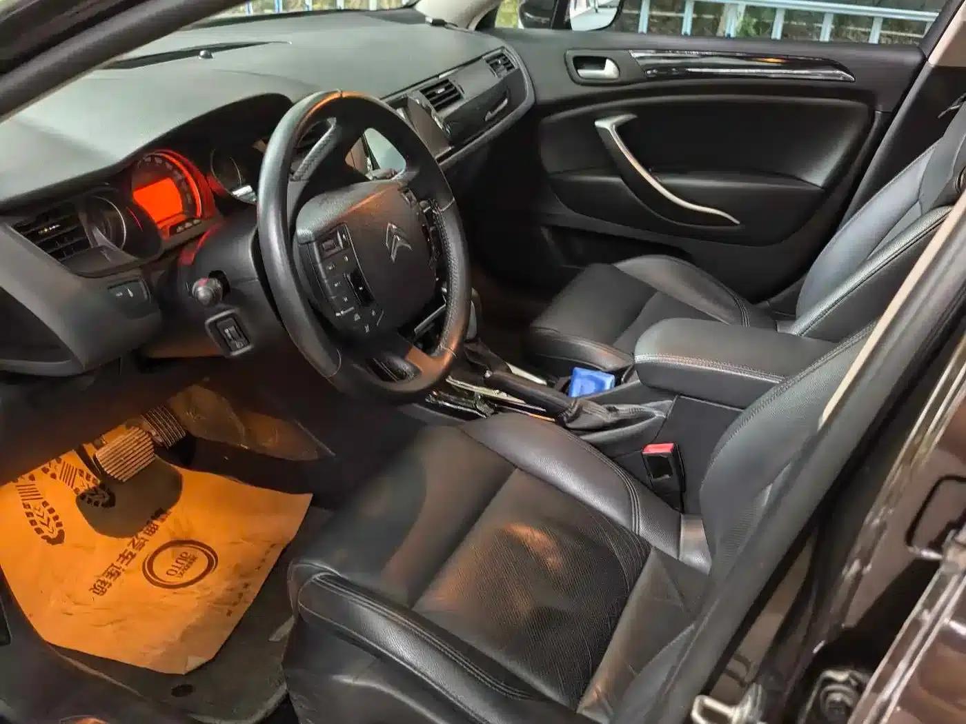 Citroën C5 2013 2.0L Automatic Premium Edition — миниатюра 9