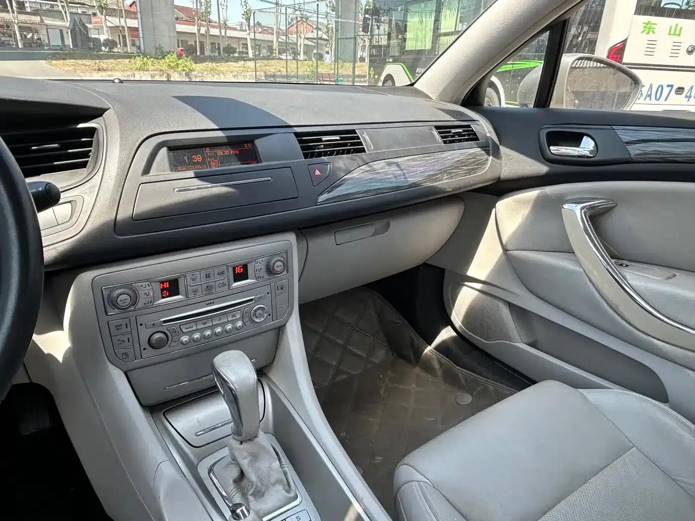 Citroën C5 2012 2.0L Automatic Premium Edition — миниатюра 14
