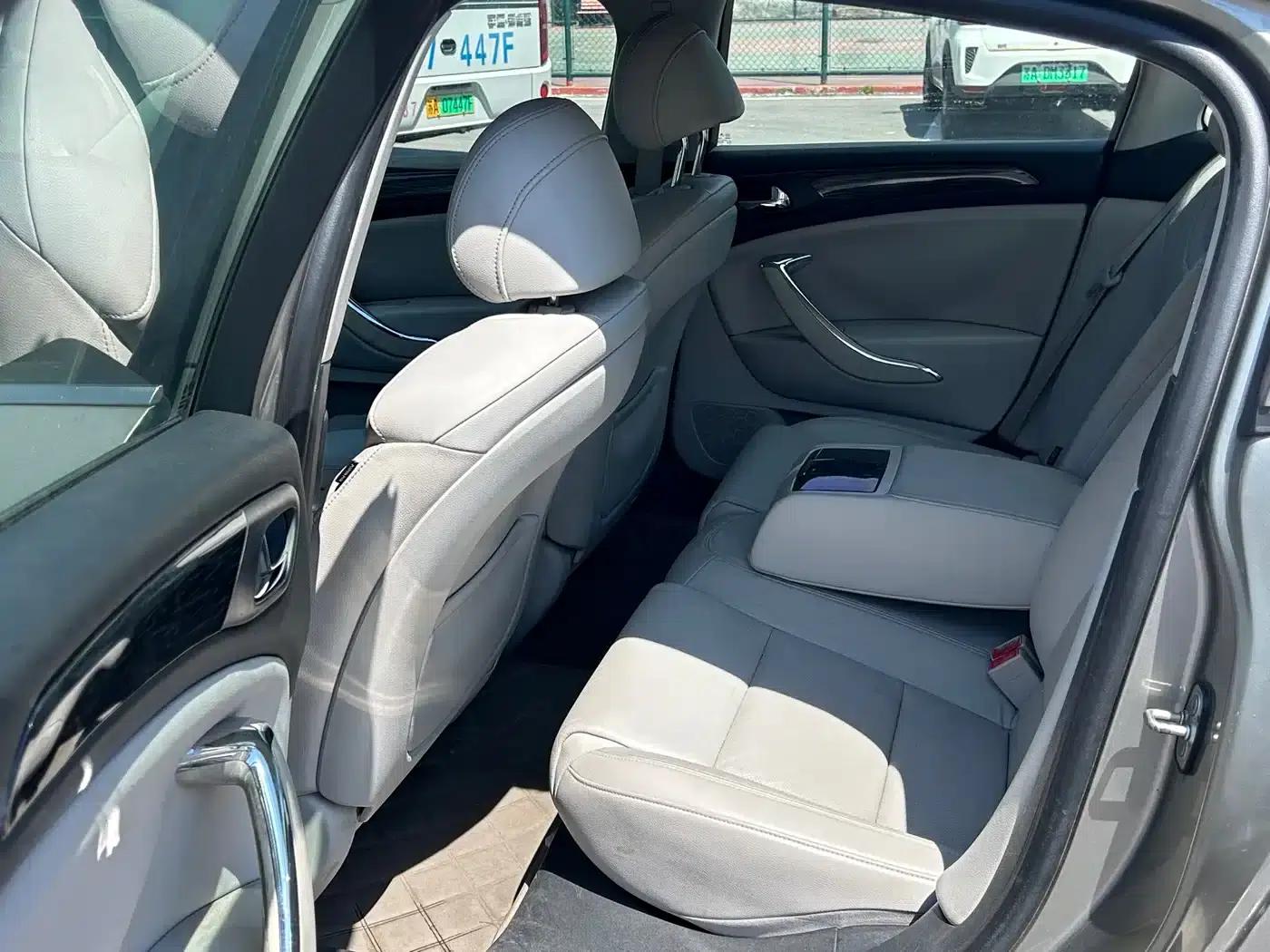 Citroën C5 2012 2.0L Automatic Premium Edition — миниатюра 8
