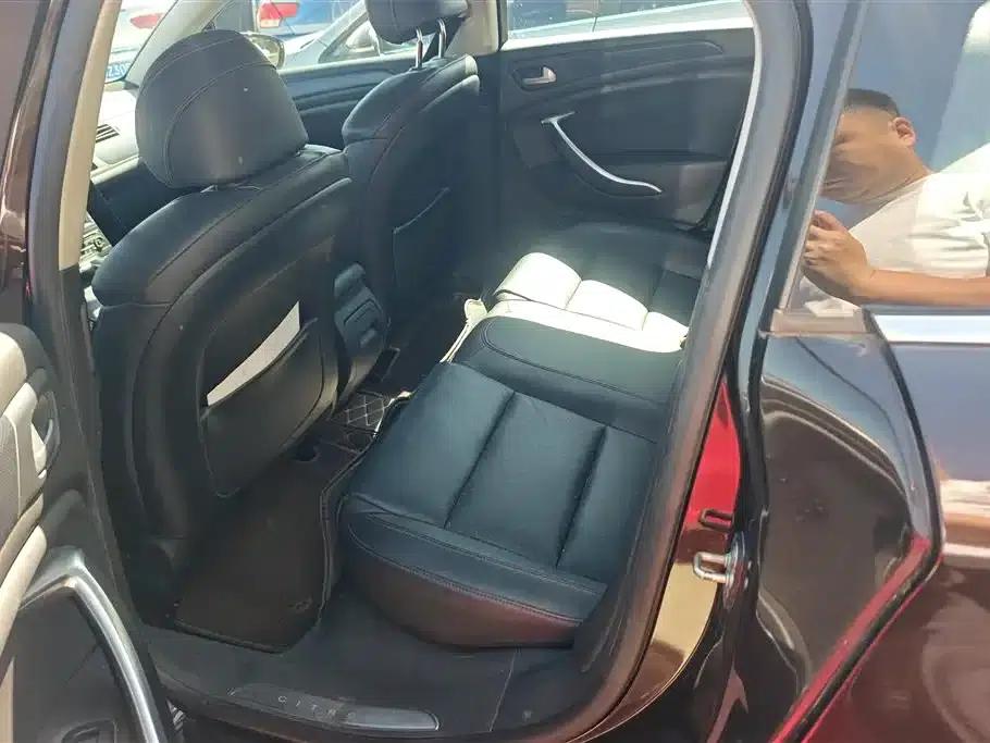 Citroën C5 2014 1.6T Automatic Premium Edition — миниатюра 11