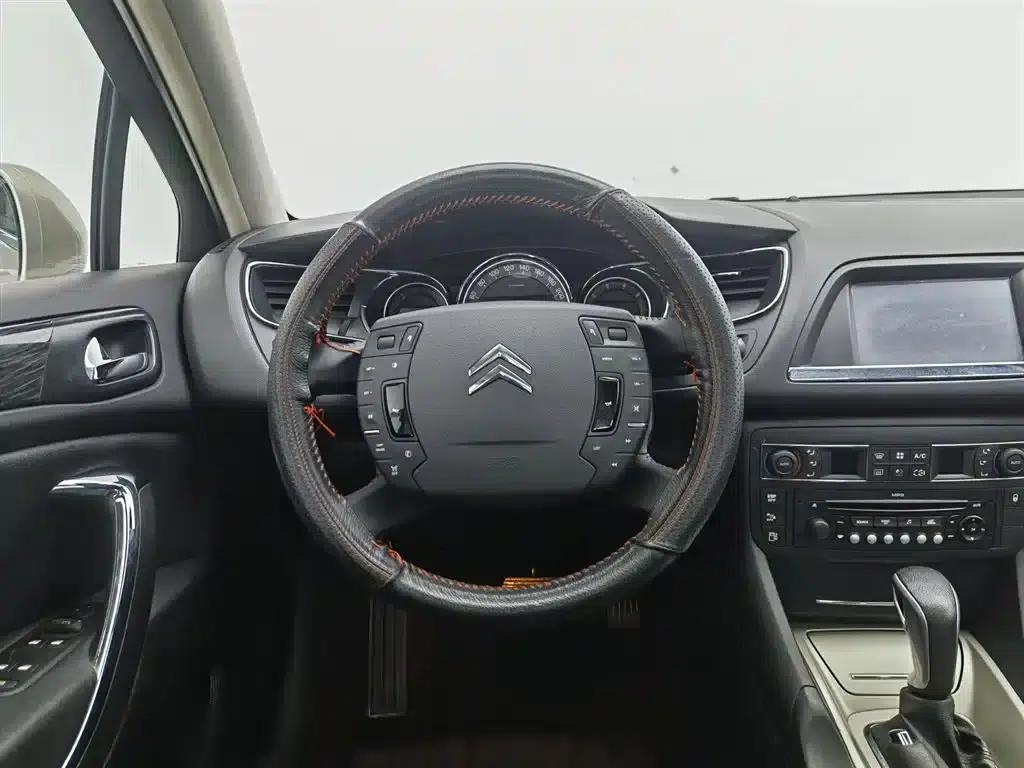 Citroën C5 2012 2.3L Automatic Premium Edition — миниатюра 11