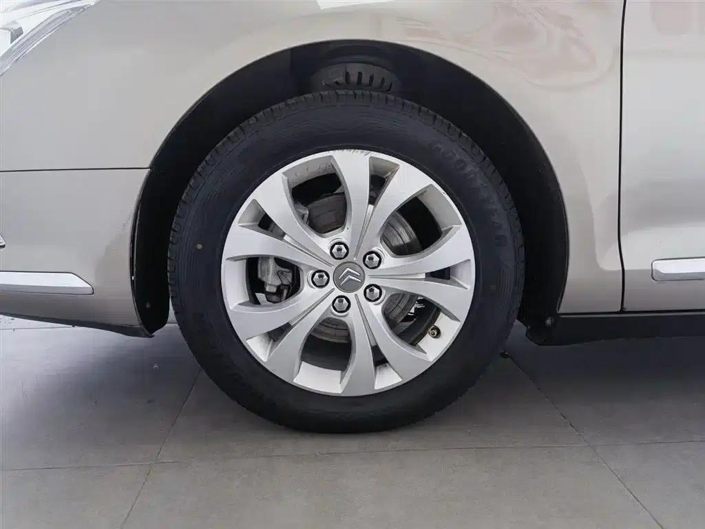 Citroën C5 2012 2.3L Automatic Premium Edition — миниатюра 17