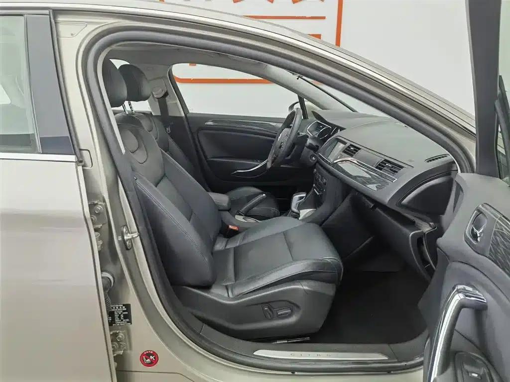 Citroën C5 2012 2.3L Automatic Premium Edition — миниатюра 23