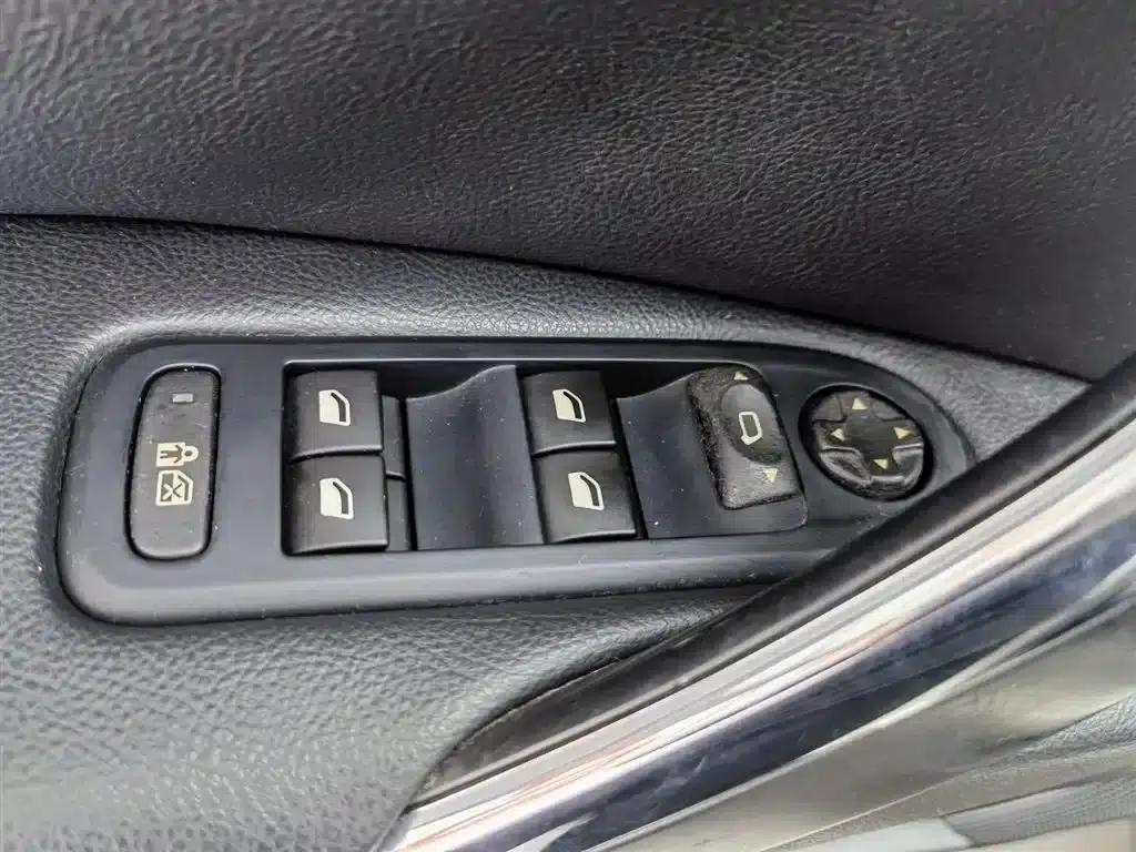 Citroën C5 2012 2.3L Automatic Premium Edition — миниатюра 9