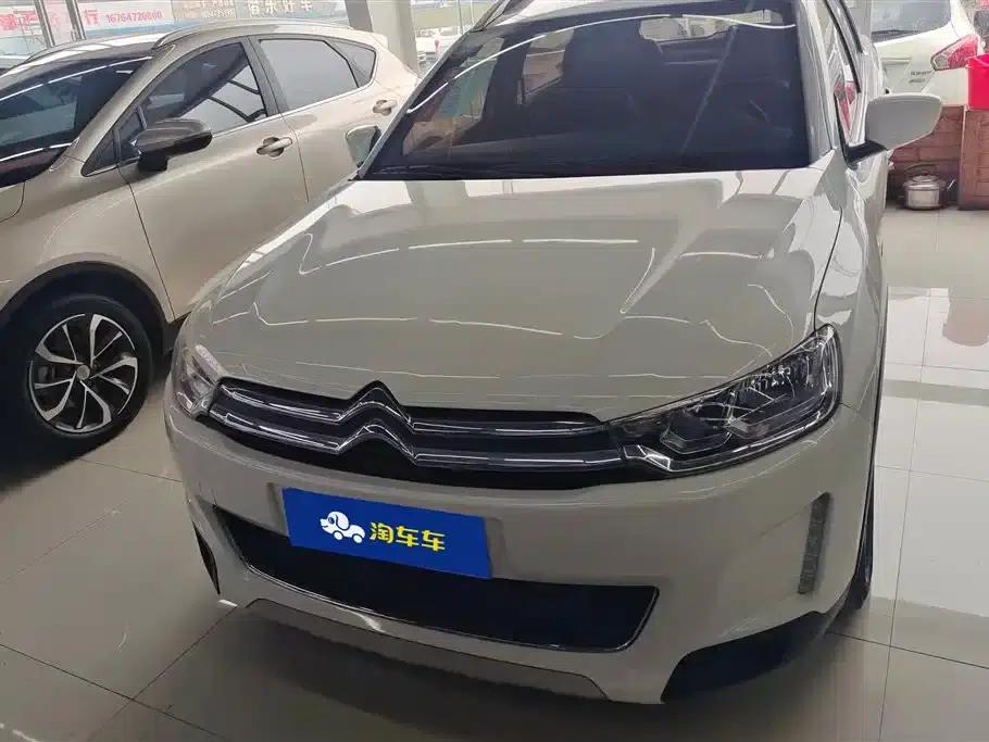 Citroën C3-XR 2018 1.6L Automatic Fashion Edition — миниатюра 2