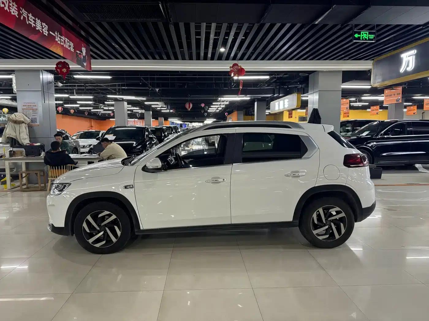 Citroën C3-XR 2015 1.6L Automatic Intelligent — миниатюра 3