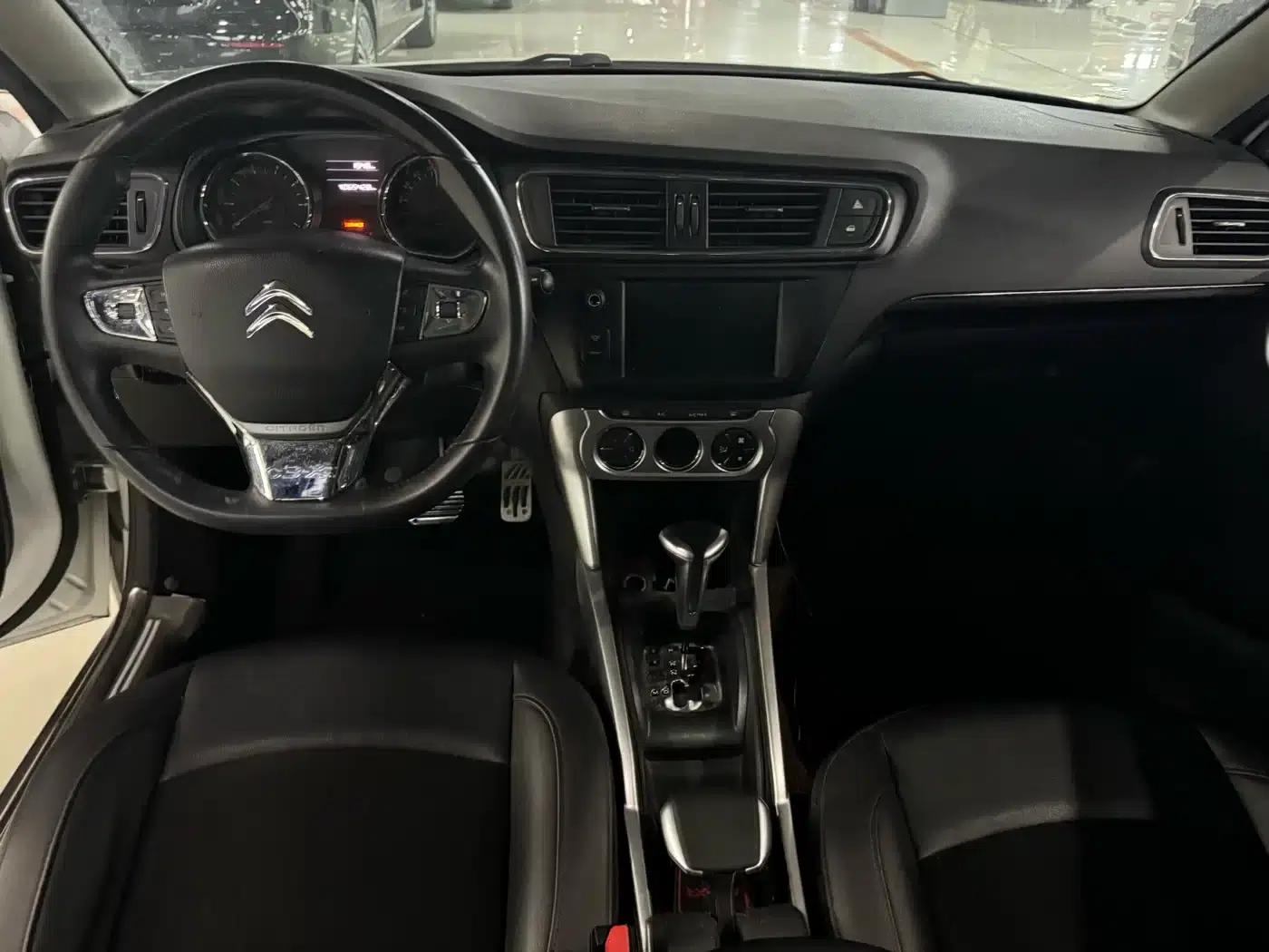 Citroën C3-XR 2015 1.6L Automatic Intelligent — миниатюра 6