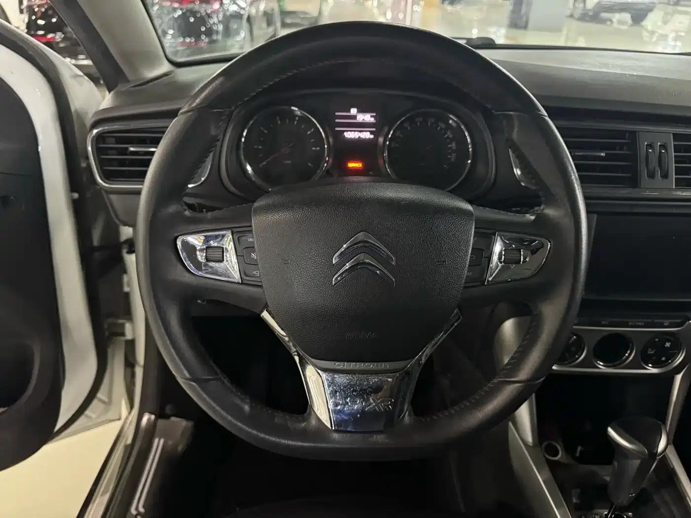 Citroën C3-XR 2015 1.6L Automatic Intelligent — миниатюра 7
