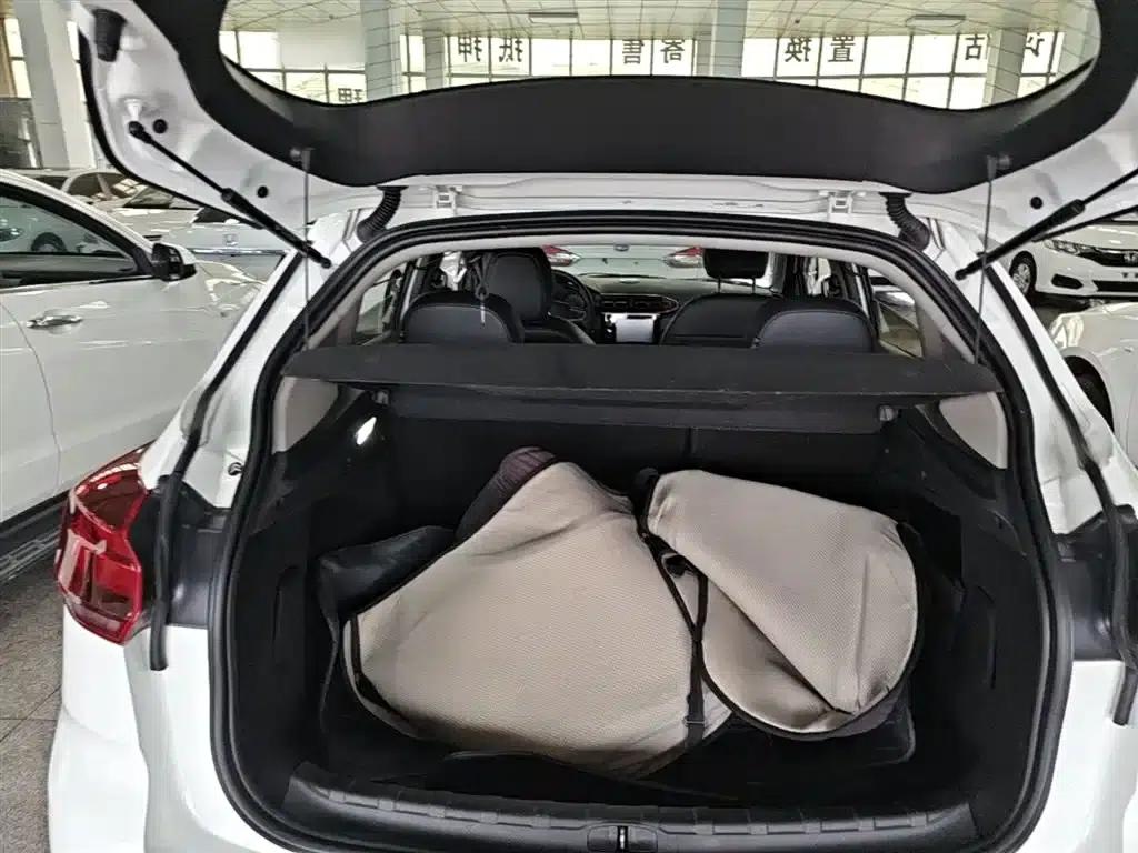 Citroën C3-XR 2019 1.6L Automatic Premium Edition — миниатюра 19