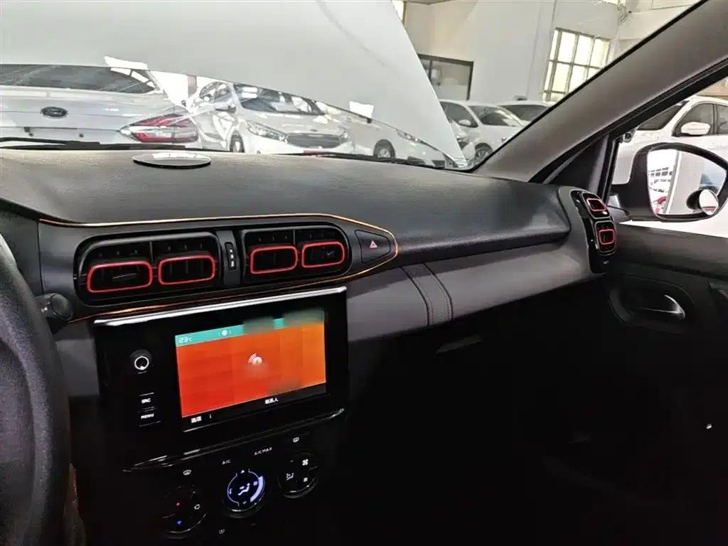 Citroën C3-XR 2019 1.6L Automatic Premium Edition — миниатюра 10
