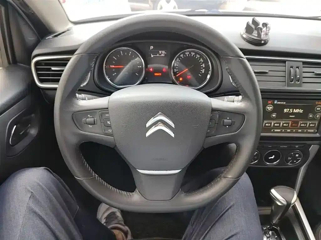 Citroën C3-XR 2015 1.6L Automatic Fashion Edition — миниатюра 11