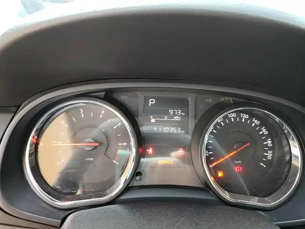 Citroën C3-XR 2015 1.6L Automatic Fashion Edition — миниатюра 12