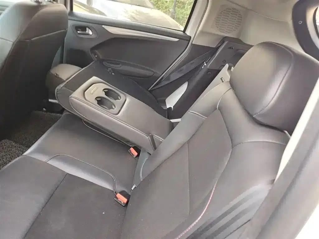 Citroën C3-XR 2015 1.6L Automatic Fashion Edition — миниатюра 17