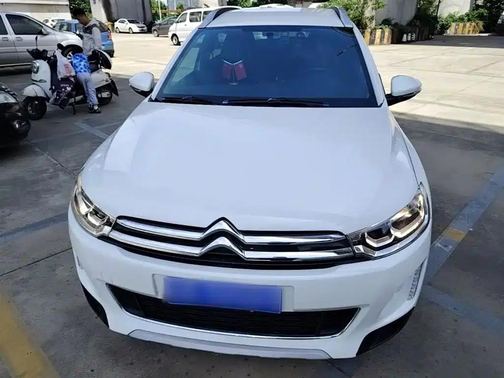 Citroën C3-XR 2015 1.6L Automatic Fashion Edition — миниатюра 3
