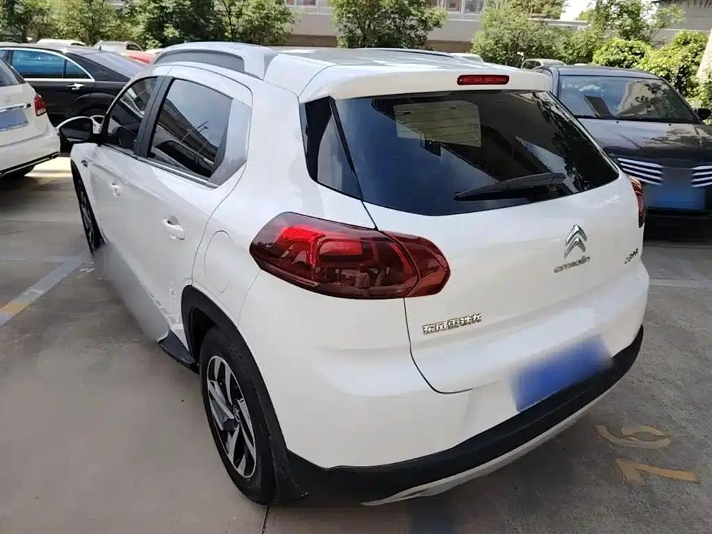 Citroën C3-XR 2015 1.6L Automatic Fashion Edition — миниатюра 5