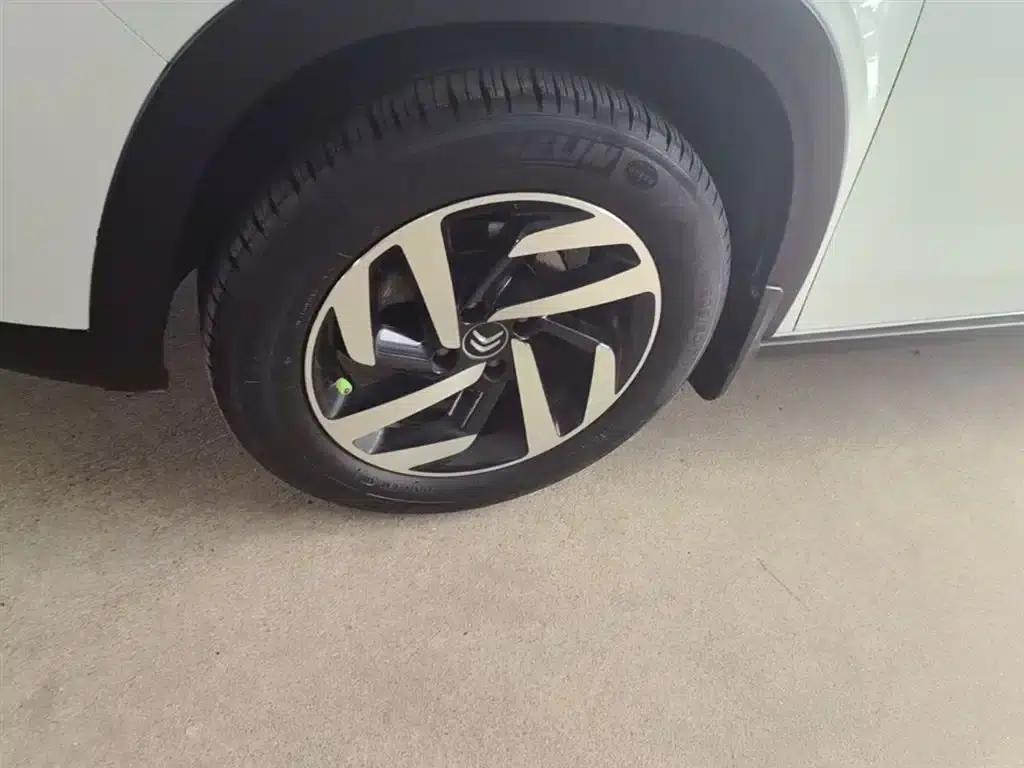 Citroën C3-XR 2015 1.6L Manual Pioneer Edition — миниатюра 24