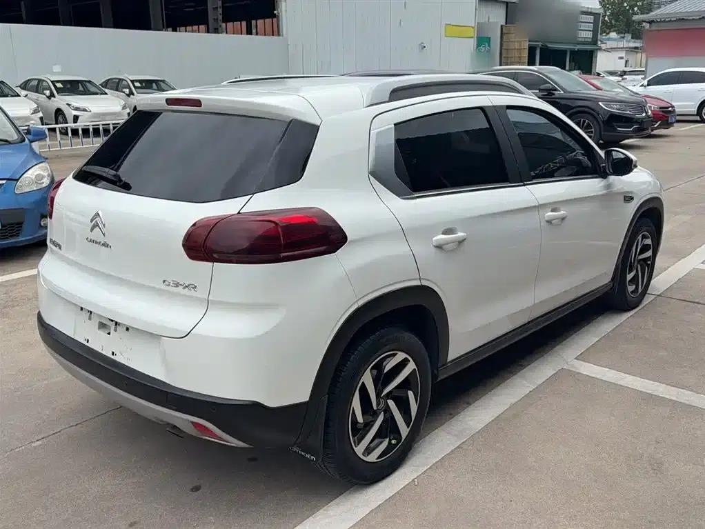 Citroën C3-XR 2015 1.6L Manual Pioneer Edition — миниатюра 5